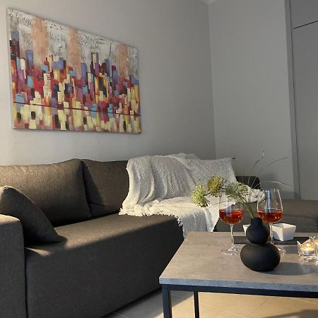Green&Grey Apartment 卡瓦拉 外观 照片