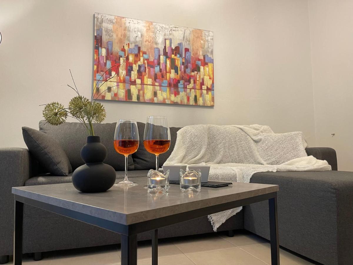 Green&Grey Apartment 卡瓦拉 外观 照片