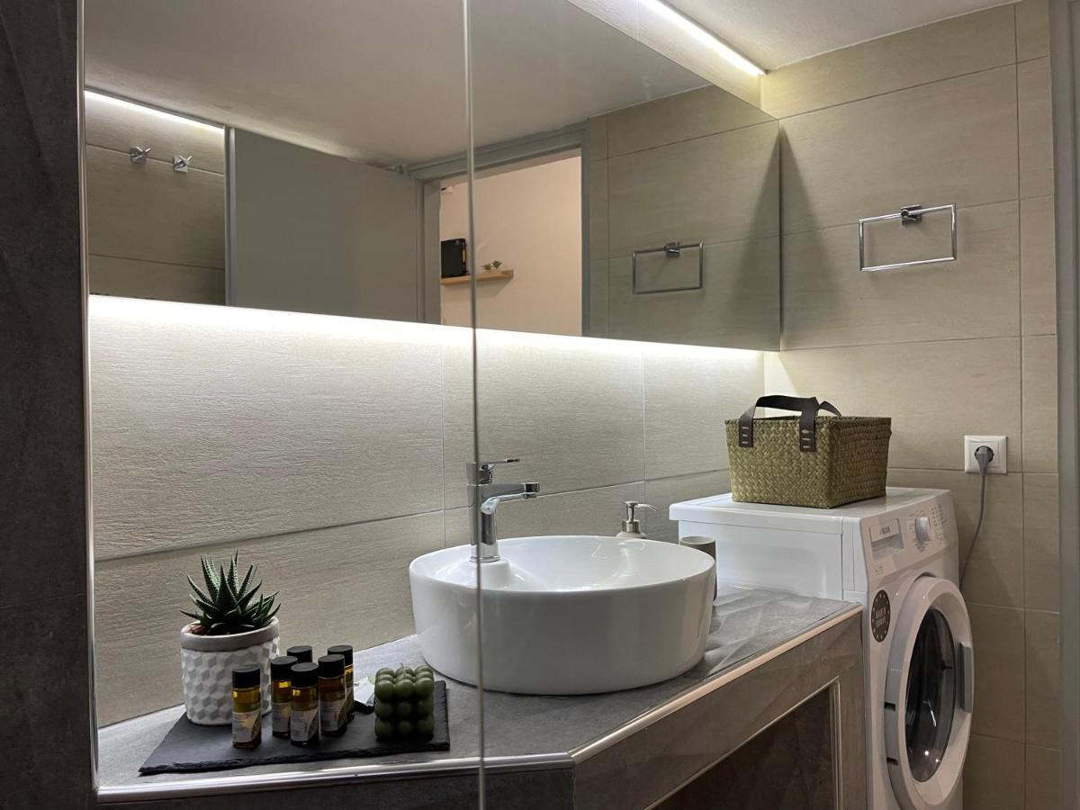 Green&Grey Apartment 卡瓦拉 外观 照片